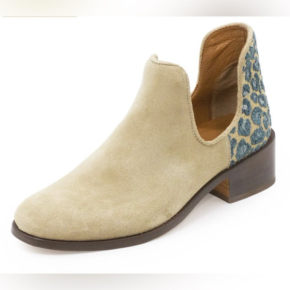 CHARLESTON SHOE CO. Beige Suede Ankle Boot with Blue Leopard Heel